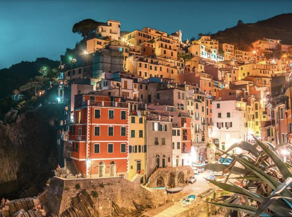 דירות Genoa View & Hiking In Italian Riviera מראה חיצוני תמונה
